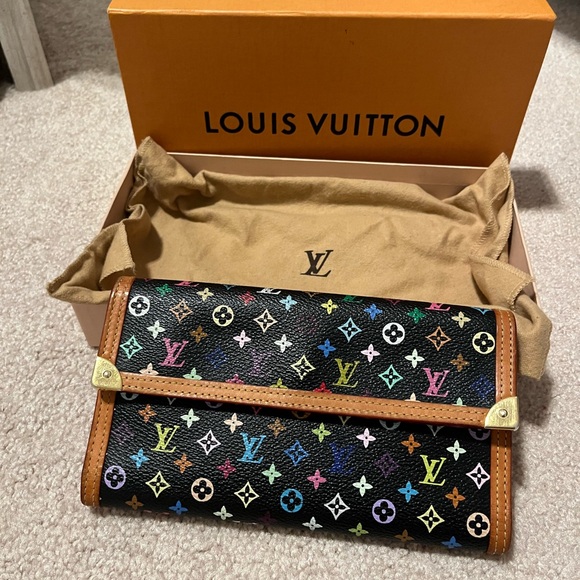 Louis Vuitton Murakami Wallets - Picture 1 of 5